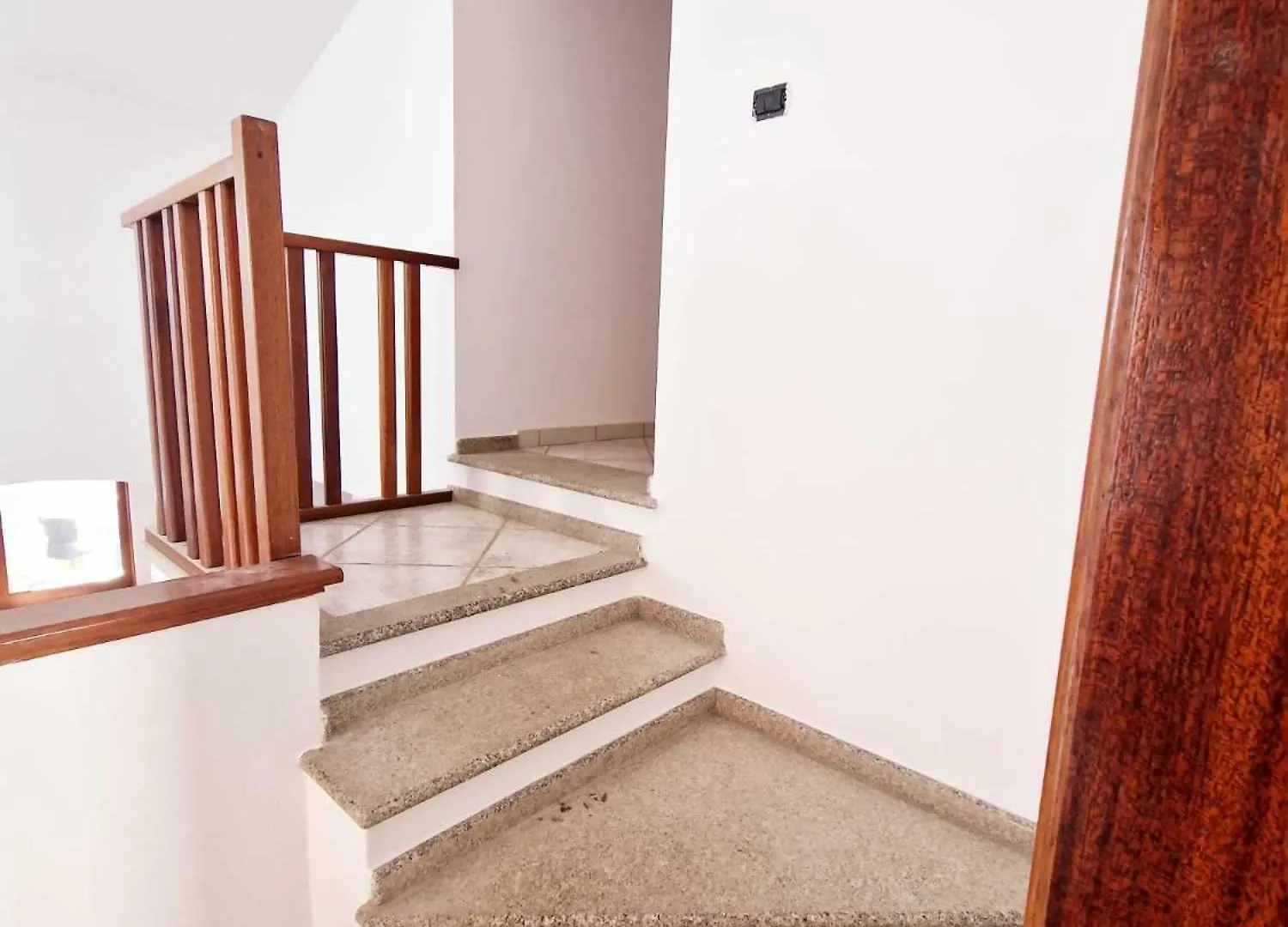 Alisei Villa أرباتاكْسْ